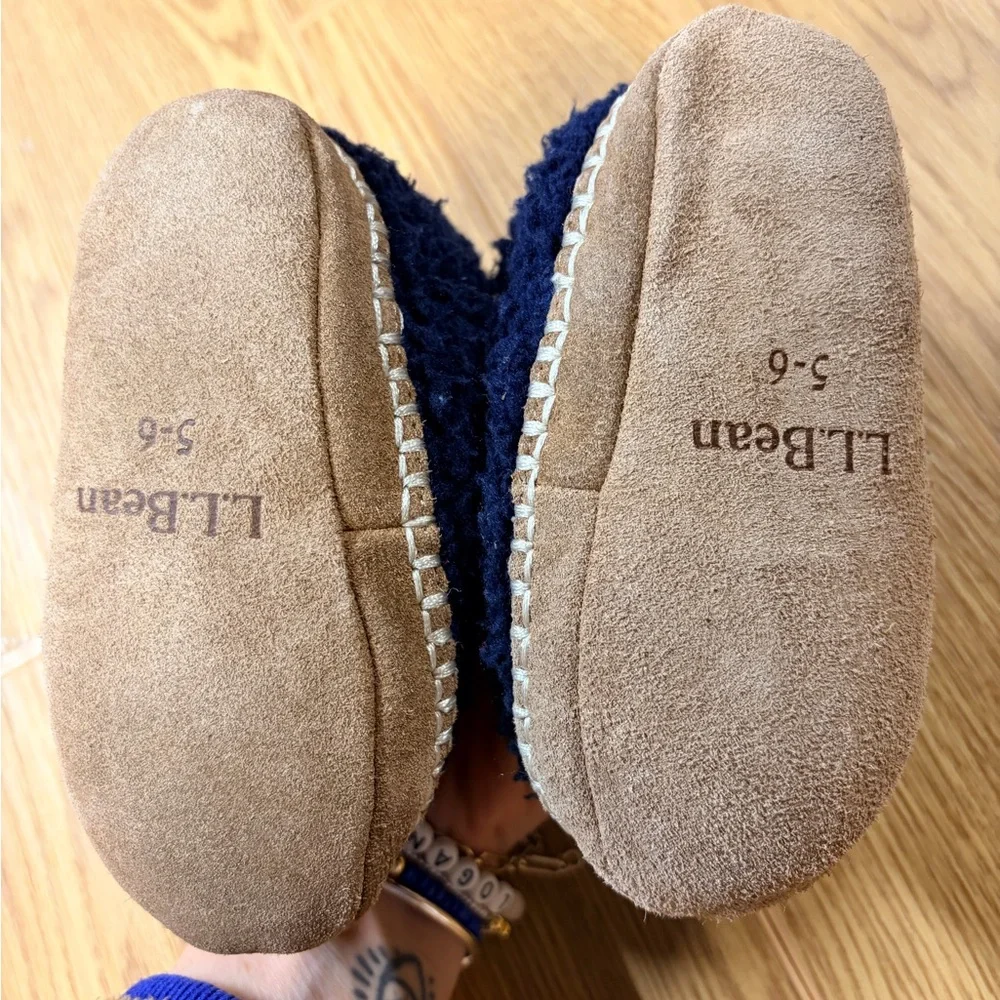 L.L.Bean Toddler Sherpa Slippers Navy Size 5–6 Cozy Fleece Slip On